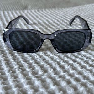 Express rectangular frame sunglasses